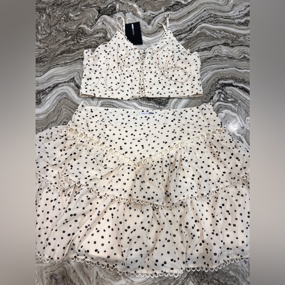 Fashion Nova Two Piece Skirt and Tank Top Set Size XL